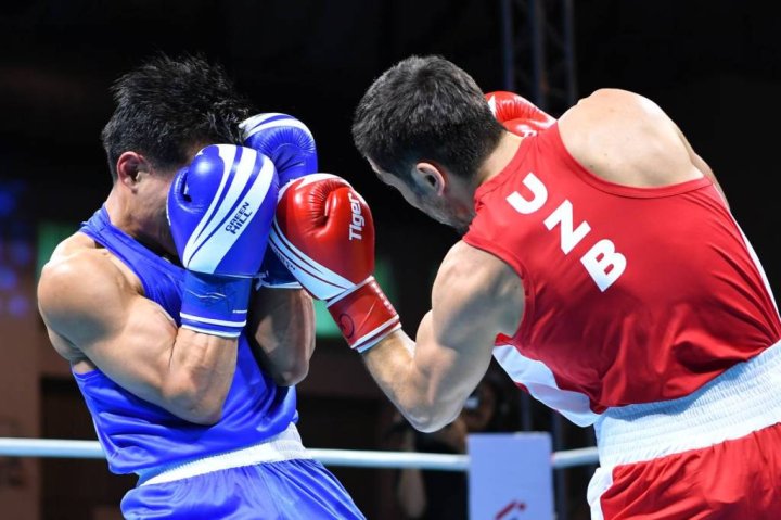 Ливерпуль аплодирует узбекскому боксу: Меликузиев в четвертьфинале