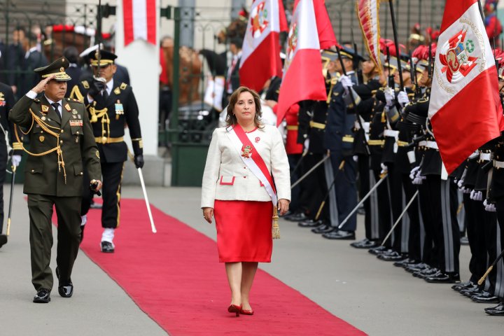 Президент Болуарте отстранена после единогласного импичмента