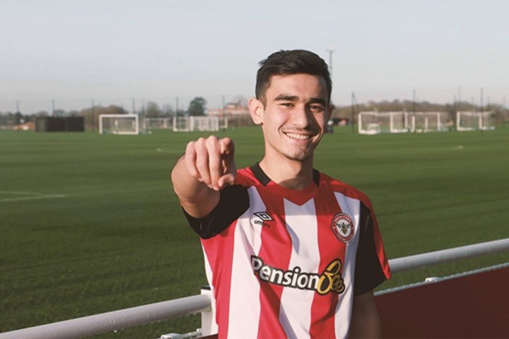 Футболист сборной Узбекистана Мухаммадали Уринбаев выбыл из строя на продолжительный срок из-за травмы