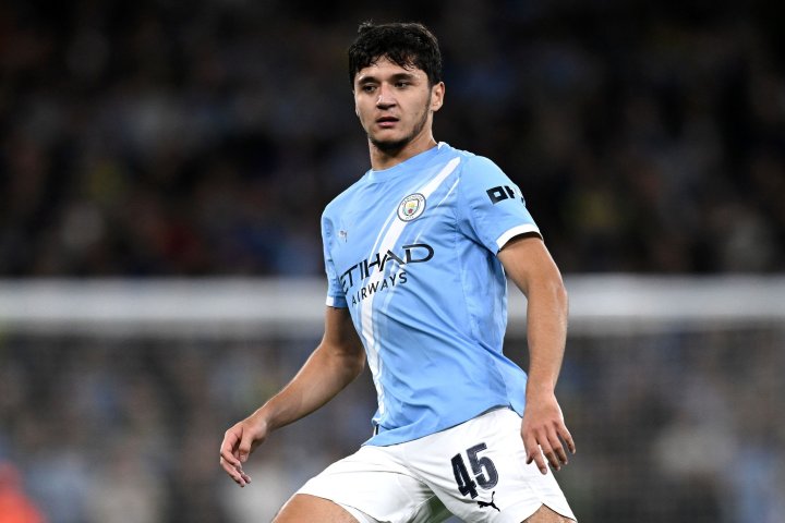 Гвардиола считает Хусанова главной опорой обороны «Манчестер Сити»