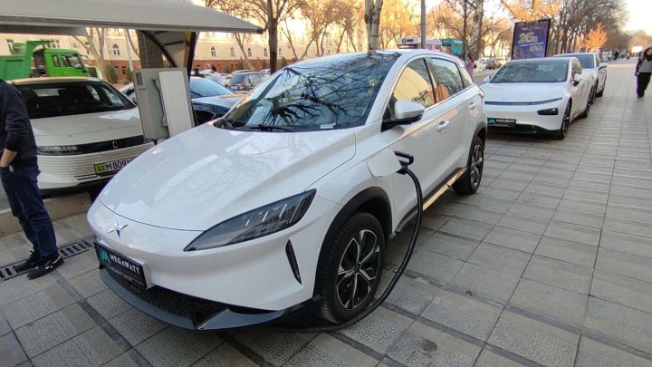 O‘zbekistonda elektromobillar savdosi avtoparkning pasayishi fonida rekord o‘rnatdi