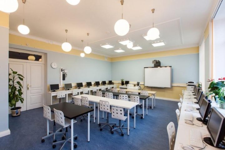 Хокимият Ташкента приглашает бизнес на диалог о будущем частных школ