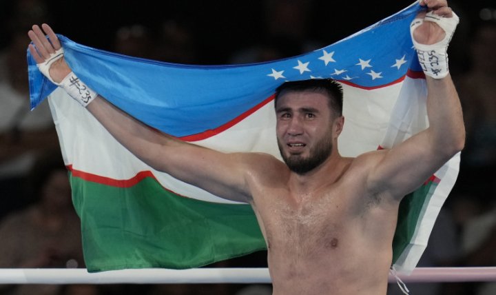 Российский тяжеловес Мурад Халидов бросил вызов узбекскому боксёру Баходиру Джалолову