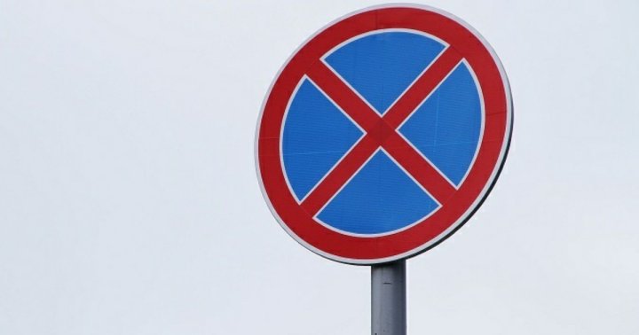 O‘zbekistonda haydovchilarga taqiqlovchi belgilar ostida to‘xtashga ruxsat beriladi