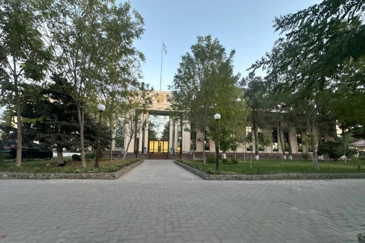 Toshkentning Bektemir tumanida hokimlik binosi 40 mlrd so‘mga sotilmoqda