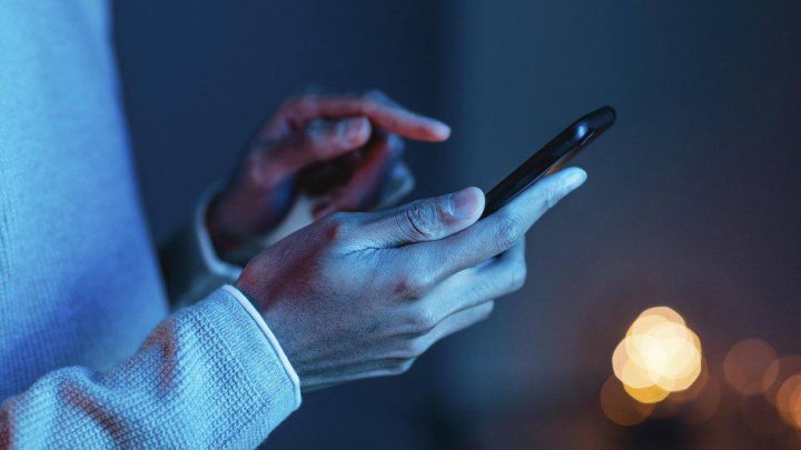 В Ташкенте официант отправил видео с половым органом девушке - он арестован