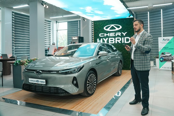 Гибрид Сhery преодолел 1100+ км без подзарядки