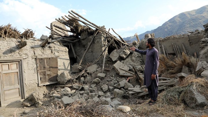 Каковы последствия ночного землетрясения?