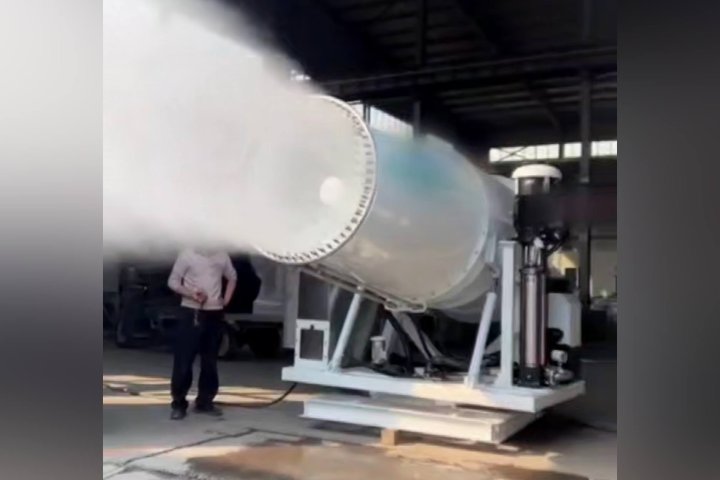 Ташкент начал испытания «чудо-машины» для очистки воздуха