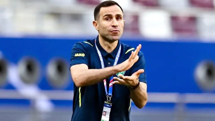 Бывший главный тренер сборной Узбекистана Тимур Кападзе покинул Узбекистан