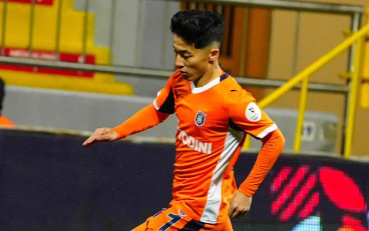 Узбекский полузащитник Аббосбек Файзуллаев в Турции забил гол в стиле Дэвида Бекхэма