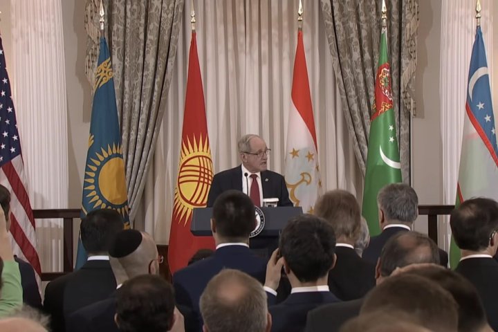 США отменят поправку Джексона-Вэника для Узбекистана