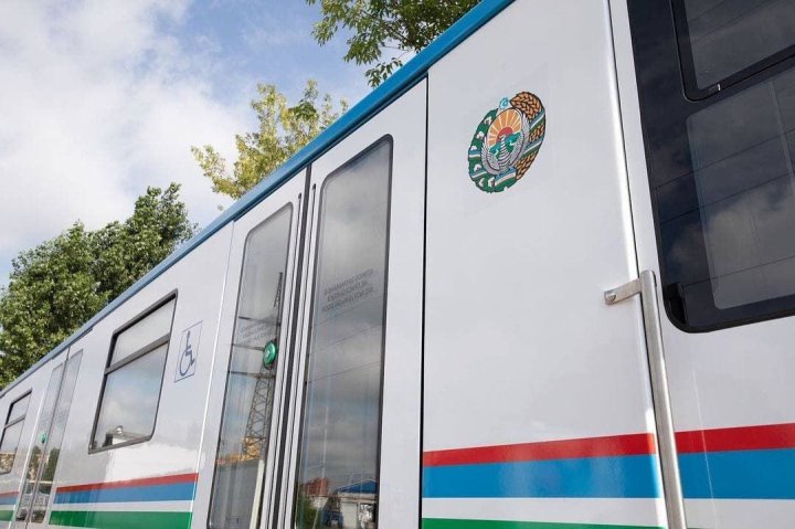 В Ташкенте закупят ещё 56 современных вагонов метро