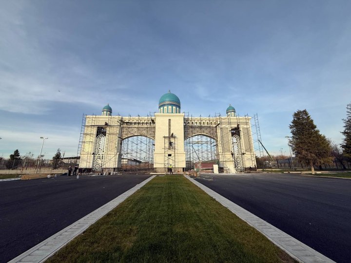 Таможенники Узбекистана обещают резко ускорить пересечение границы с Казахстаном