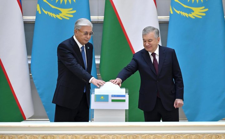 Узбекистан и Казахстан запустили 7 мегапроектов: что это значит для региона