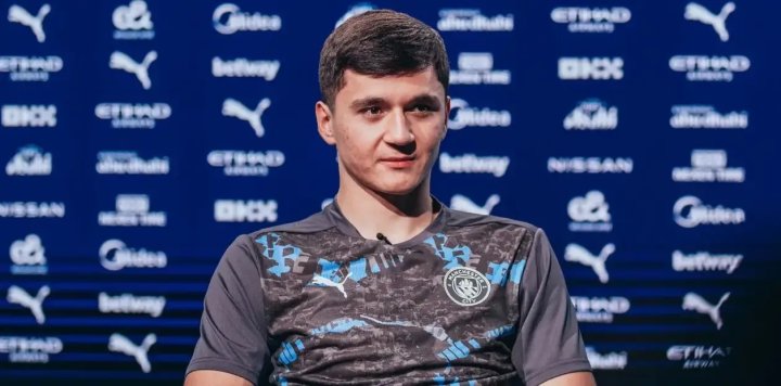 Узбекский защитник Абдукодир Хусанов вошел в сотню лучших футболистов планеты