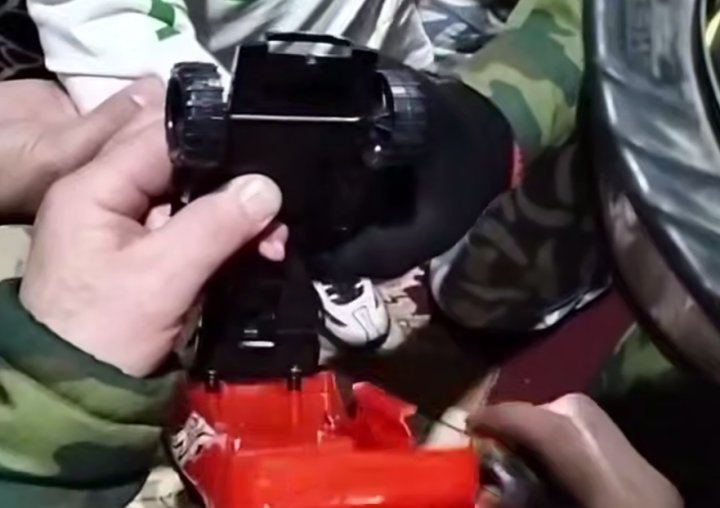 В Нукусе сотрудники МЧС спасли ребёнка - видео