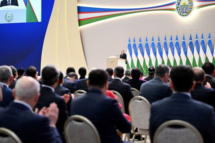 Узбекистан в следующие 5 лет планирует создать 1 млн рабочих мест с высокой зарплатой