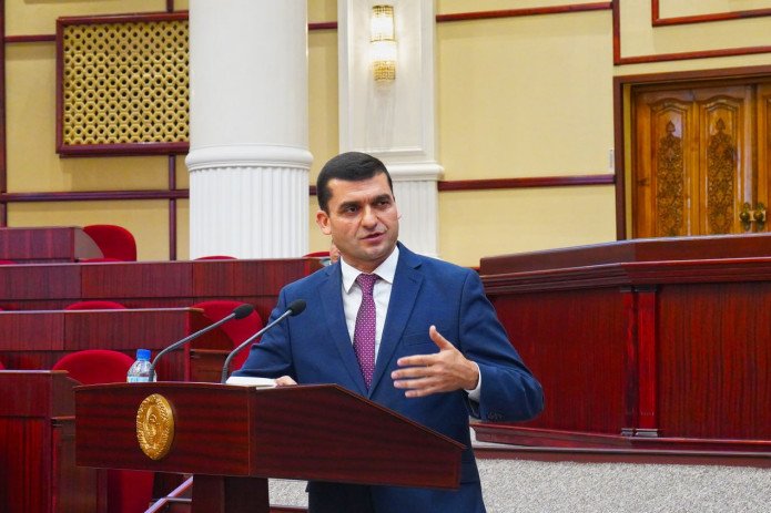 Министр здравоохранения Узбекистана попытался объяснить, зачем нужны электронные рецепты на лекарства