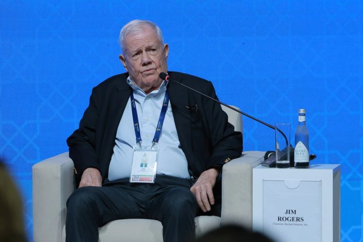 Известный американский инвестор массово скупил акции узбекских компаний и отказался от России