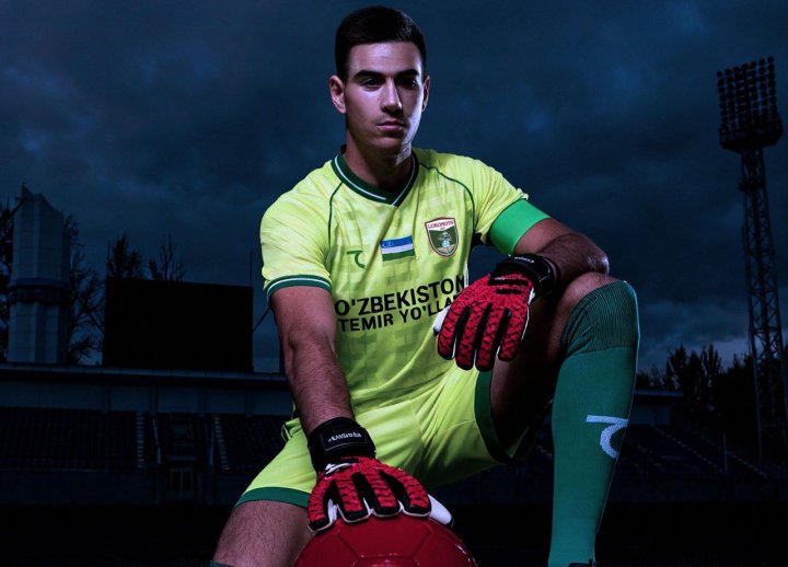 Ташкентский «Локомотив» подписал Шевченко