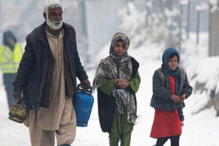 Снег в Афганистане унёс жизни десятков людей