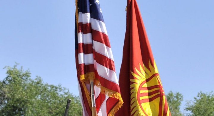 Бишкек пересмотрит безвизовый режим для граждан США