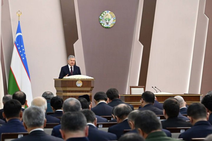 Спортсмены превращаются в уличных бандитов: Шавкат Мирзиёев раскрыл печальные данные по задержанным членам ОПГ