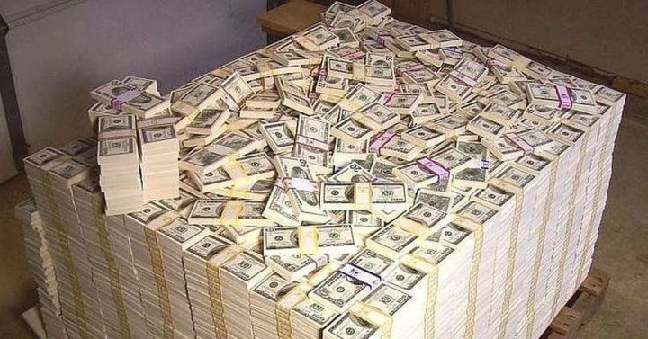 В Узбекистане средняя зарплата достигла 6,3 млн сумов