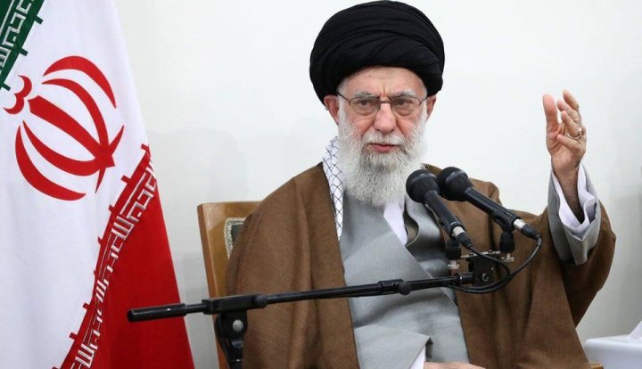 СМИ: Верховный лидер Ирана планировал сбежать в Россию