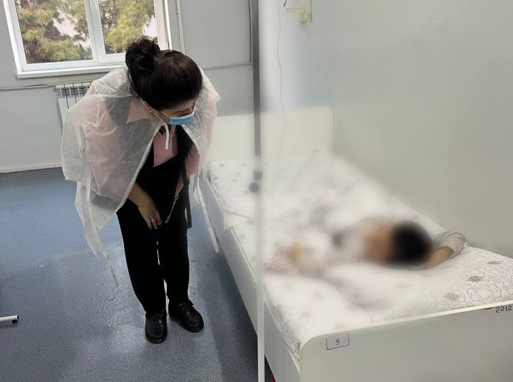 Детский омбудсмен взял на контроль массовое отравление детей в Фергане