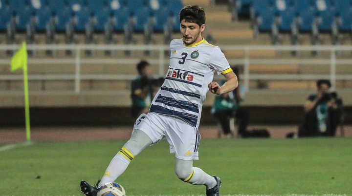 Защитник сборной Узбекистана получил травму