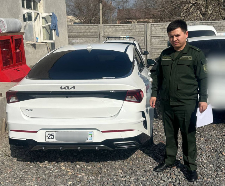 Житель Джизакской области остался без «KIA K5» из-за долга банку, кредит он брал для другого человека