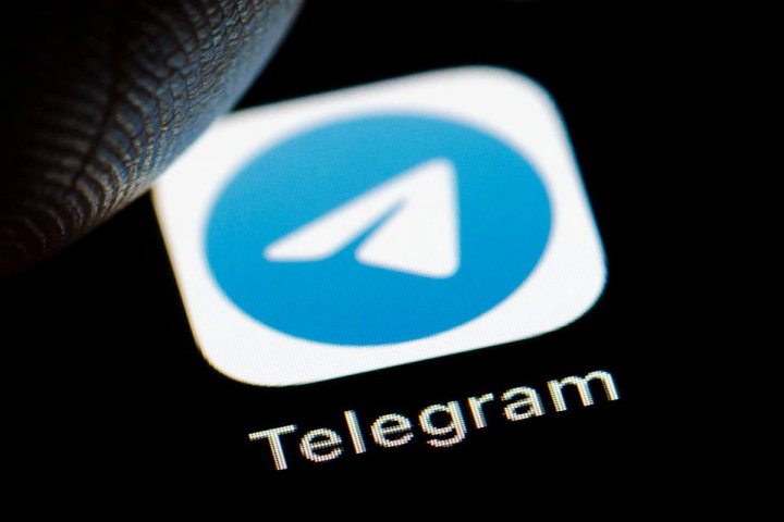 Дуров назвал ошибкой замедление работы Telegram в России