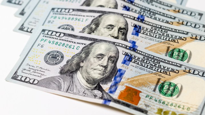 В Узбекистане спрогнозировали рост курса доллара