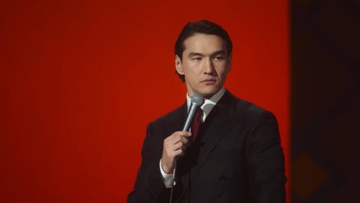 Запрет на въезд в Россию: что не так с казахским комиком Нурланом Сабуровым