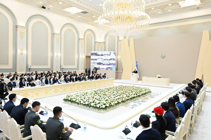 В Узбекистане каждый четверг станет днем молодежи