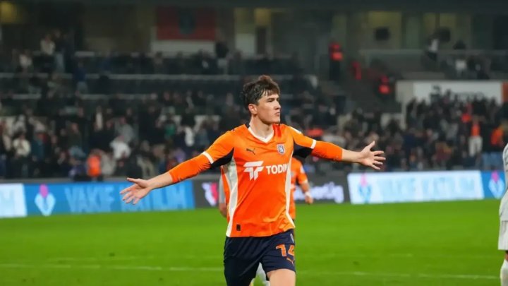 Узбекский футболист Элдор Шомуродов забил очередной гол в чемпионате Турции