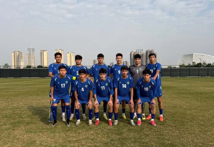 Сборная Узбекистана по футболу сыграла вничью с Китаем