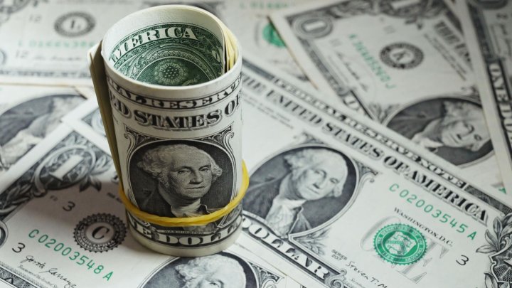 В Узбекистане обновили курс иностранных валют на 17 февраля