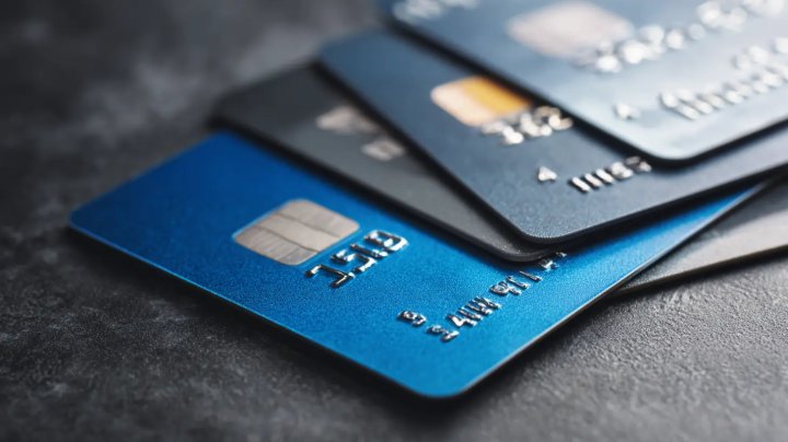 Еще немного: Узбекистанцам придется жить с лимитом на банковские карты