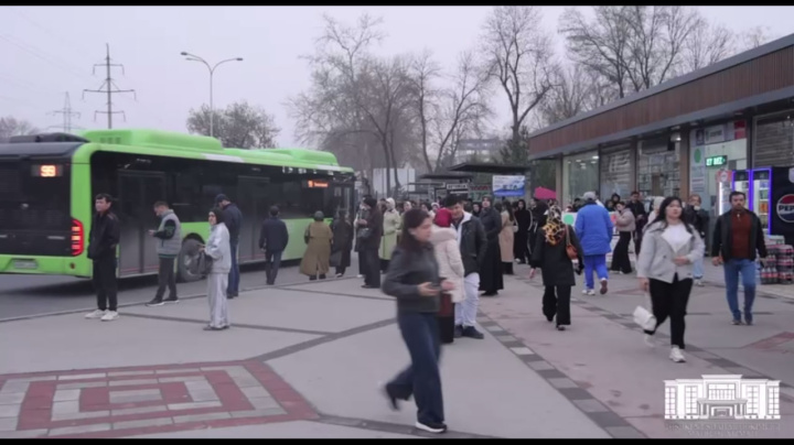 В Ташкенте уберут магазины на автобусных остановках